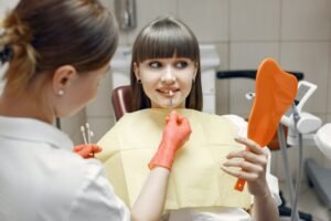Teeth whitening damages teeth: dismantling myths